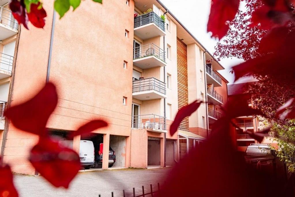 Lourde Center Apartment 3 Bed With Parking Lourdes Eksteriør bilde